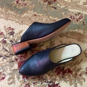 Nisolo Mariella Mule, black, size 9 (fits 8.5)